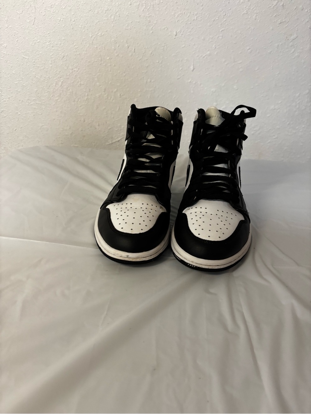 Jordan High Top Sneakers - Black/White - Picture 2 of 5